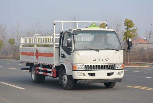 江淮國五欄板氣瓶運輸車圖片1