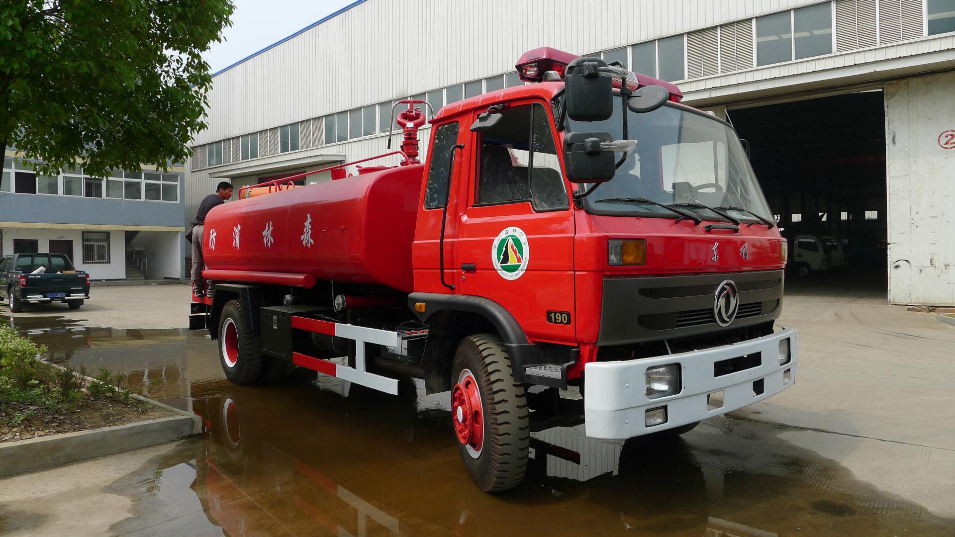 東風12噸消防灑水車圖片1